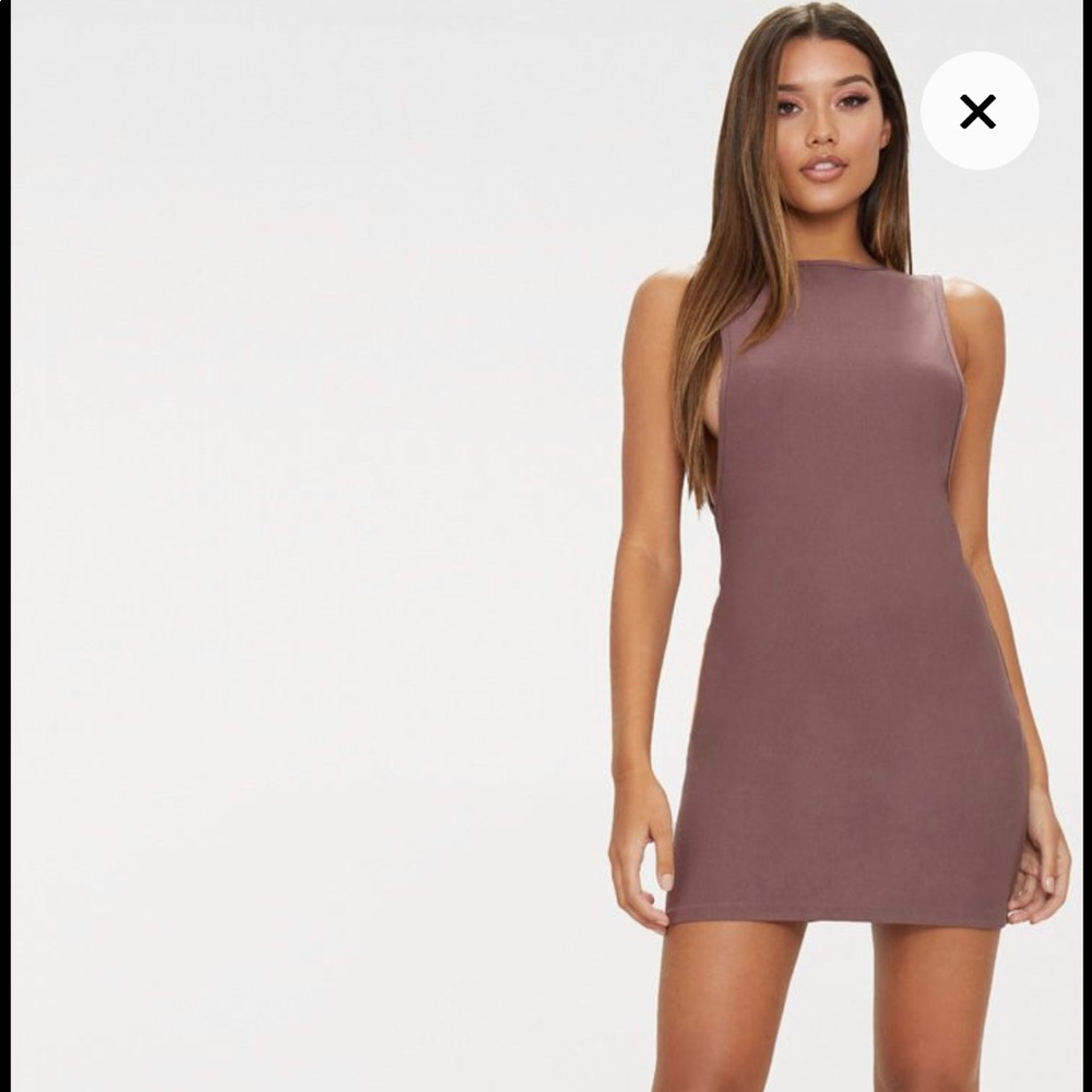 I’m search of this dress plz